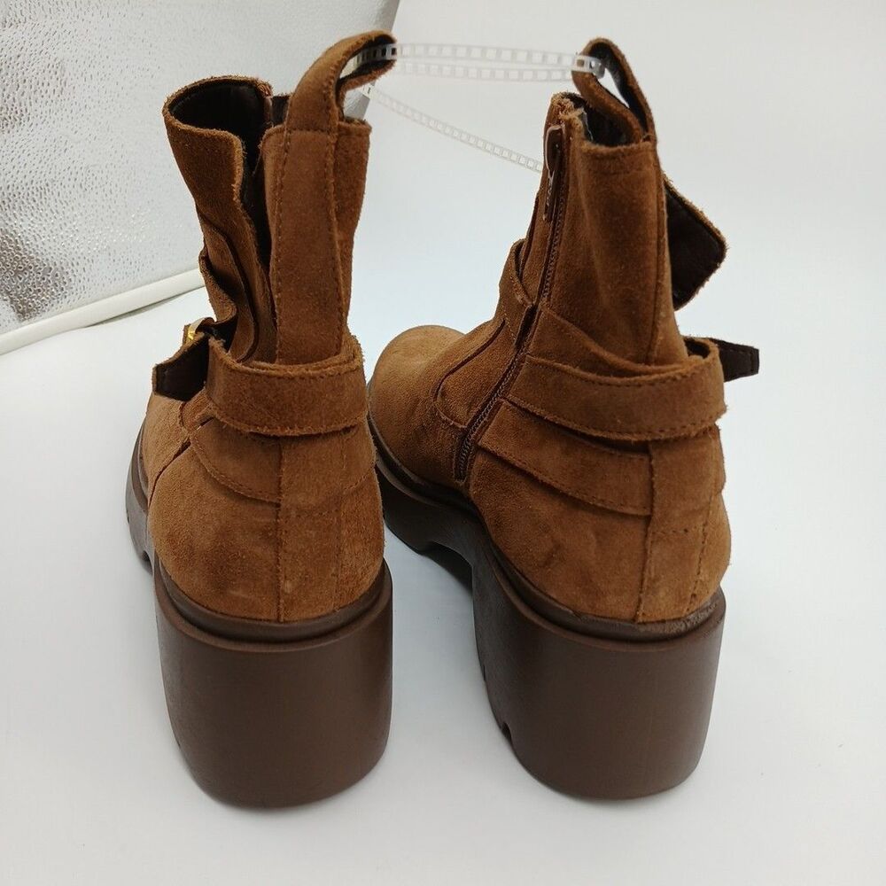 Steve Madden Coletta Lug Sole Tan Suede Buckle Ankle Booties Size 7 - Picture 6 of 10